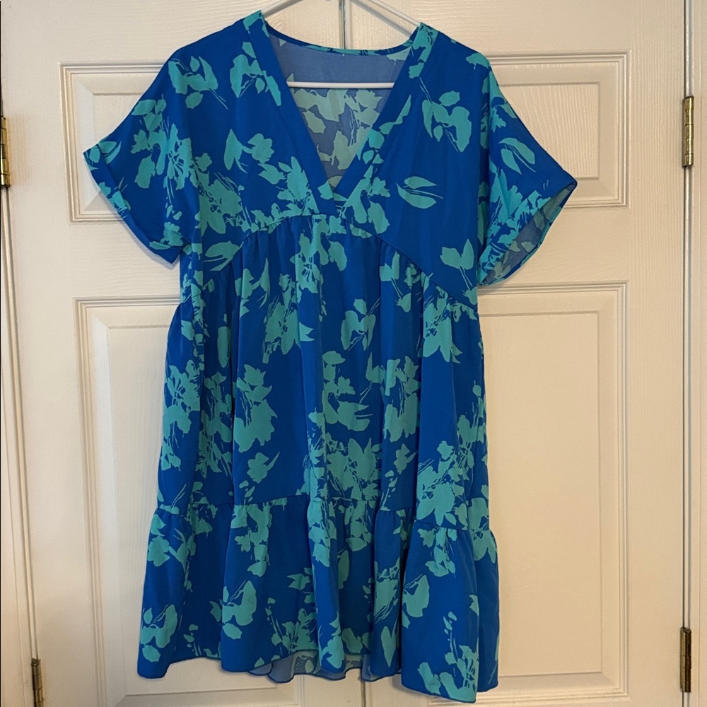 Floral Blue and Green Dress size L